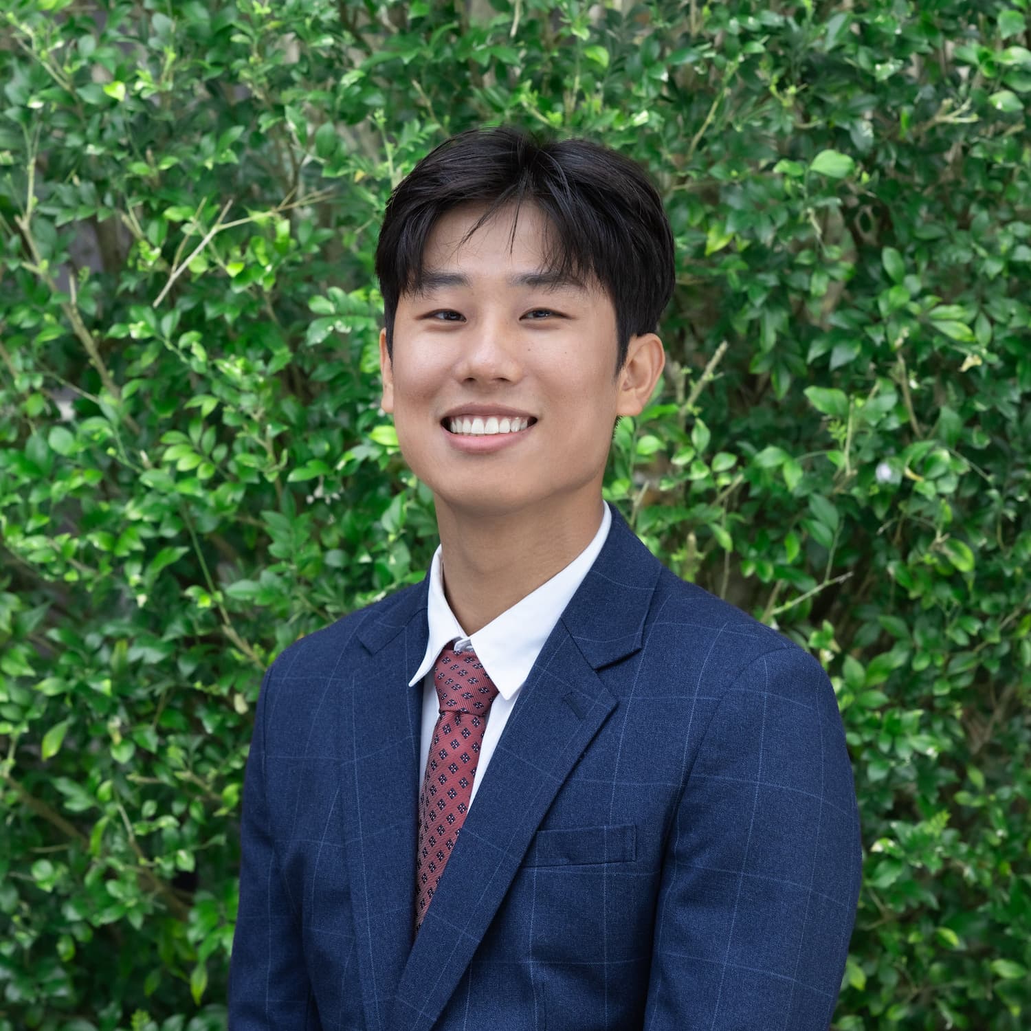 Josh Kim, primary and secondary math tutor at Cherrybrook Maths Coaching, specializing in tutoring for all primary and high school students in Cherrybrook and the Hills area